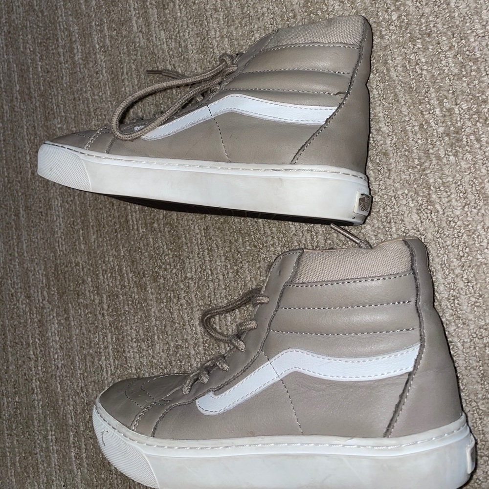 Tan/Gray Leather Hightop Vans